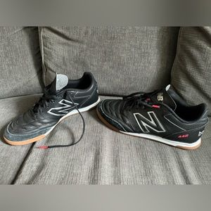 New Balance Futsal Shows Soccer size8 used